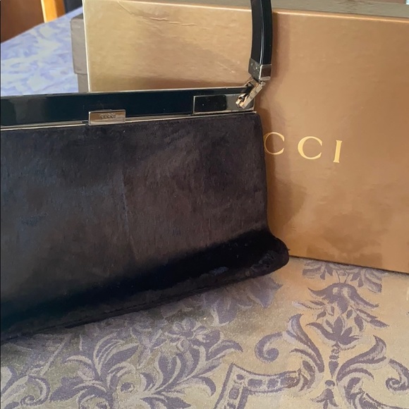 Gucci Handbags - Gucci clutch